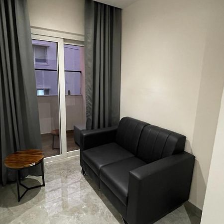 Hotel Silver Cle Haidarábád Kültér fotó
