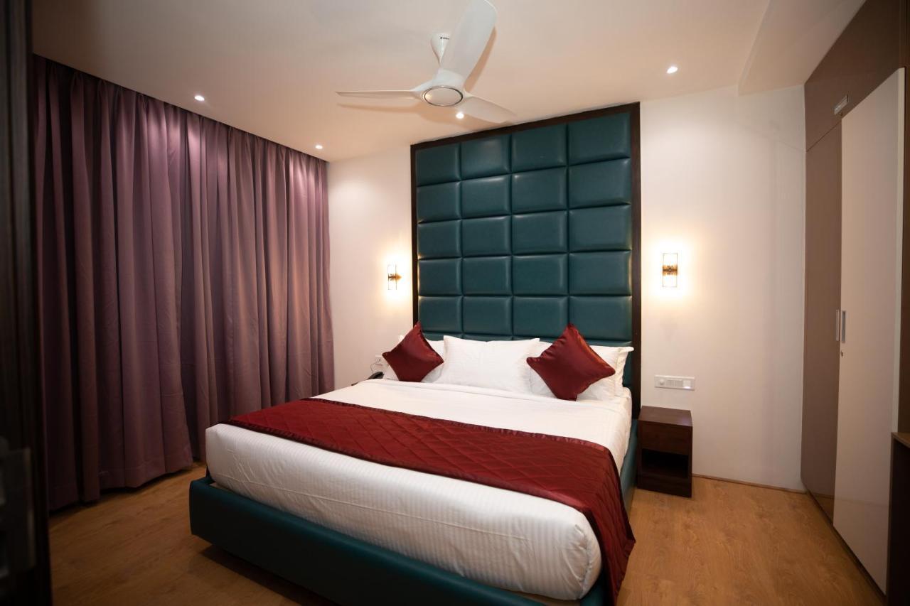 Hotel Silver Cle Haidarábád Kültér fotó
