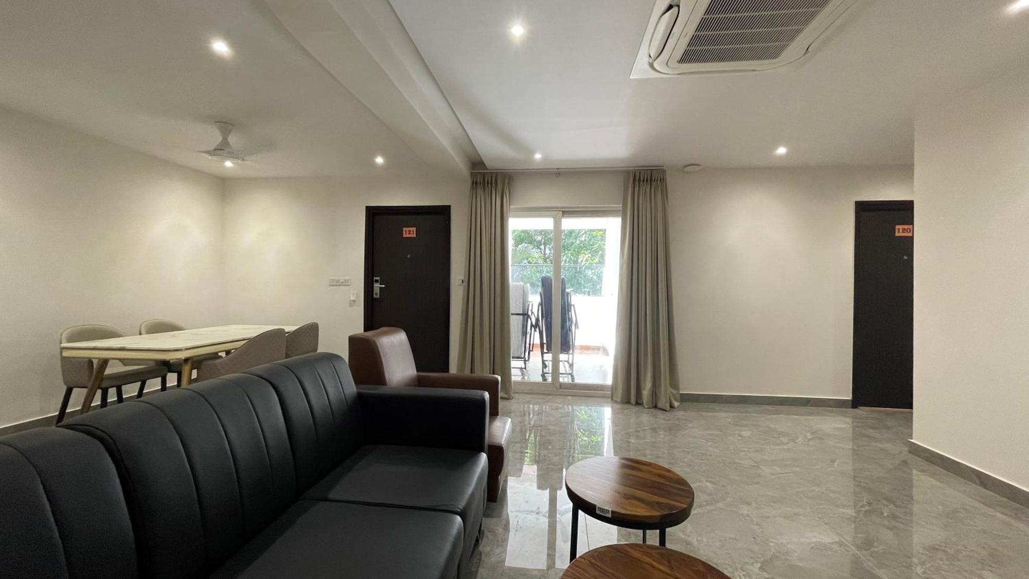 Hotel Silver Cle Haidarábád Kültér fotó