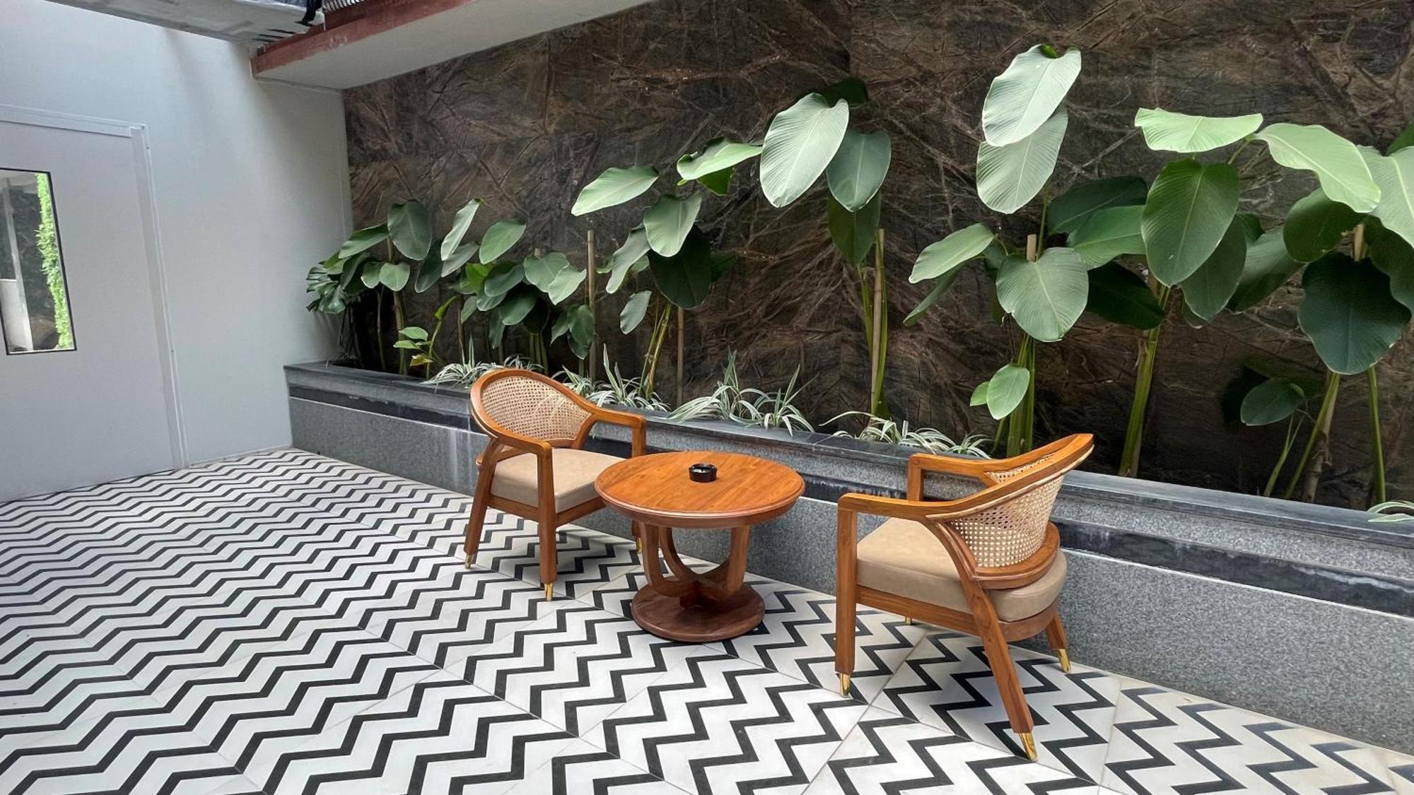 Hotel Silver Cle Haidarábád Kültér fotó