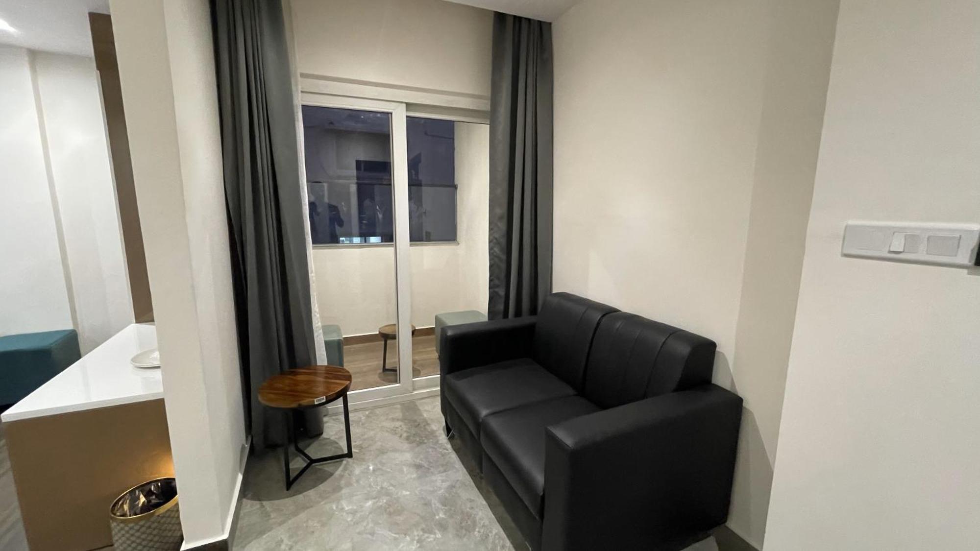 Hotel Silver Cle Haidarábád Kültér fotó